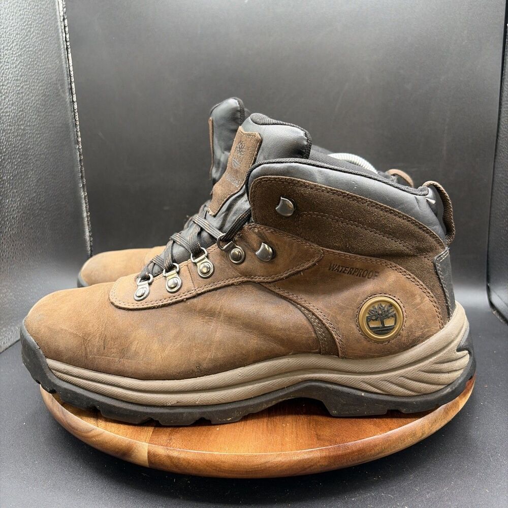 Timberland Flume Mens Size 10 W Hiking Boots Mid Hiker Brown Leather Waterproof